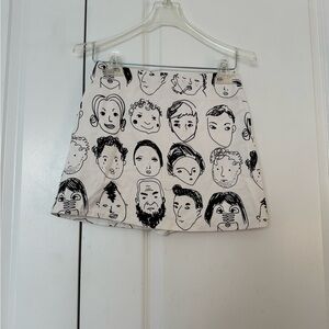 Printed Faces Women’s Skorts size small